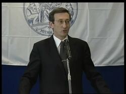 WRAP Papal health bulletin, foreign minister visits hospital, comments Instructional Video