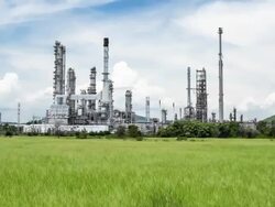 oil refinery plant Stock Footage