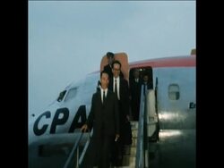 SYND 10 7 73 SOUTH VIETNAM GOVERNMENT REPRESENTATIVES ON VISIT Instructional Video