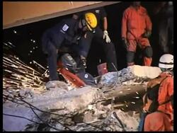 Night rescue halted as families look on News Clip