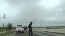 CLEAN : Monster cyclone Debbie batters northeast Australia News Clip