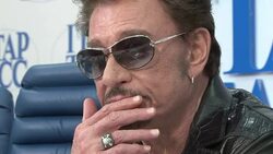 CLEAN: French rock star Johnny Halliday in hospital News Clip