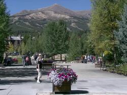 Breckenridge city center park entrance Stock Footage