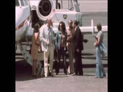 SYND 20/07/73 TAYLOR AND BURTON MEET AT ROME AIRPORT News Clip