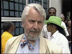 Fans pay their respects to late Ray Charles News Clip