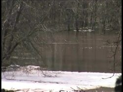 Hundreds of volunteers are filling sandbags as they try to protect their city for what is expected to be a record flood later this week. Instructional Video