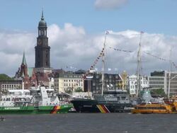 WS Shot of  ships on river Elbe at Landungsbrucken at harbour birthday / Hamburg, Germany Stock Footage