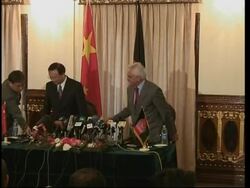 WRAP Chinese FM meets Afghanistan counterpart ADDS news conference News Clip