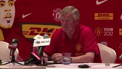 CLEAN: Manchester United in Shanghai, Fergie looking for new players News Clip