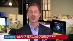 U.S. Says Court Has Power to Order Apple to Unlock iPhone News Clip