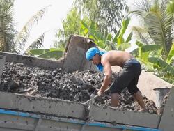 close up : man attempt to dig soil Stock Footage