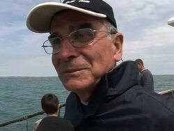 CLEAN: Tourists are new pearls for hard-up French oyster farmers News Clip