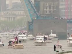 WS T/L Jubilee Regatta boats passing under tower bridge on Thames River / London, United Kingdom Stock Footage