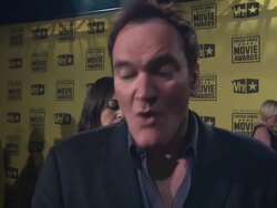 EVENT CAPSULE REPORTER/CHYRON: 15th Annual Critics' Choice Movie Awards, Los Angeles, CA, United States, 1/15/10 Stock Footage