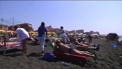 Portable ash trays to help combat eyesore of cigarette butts Instructional Video