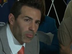 Kurt Warner could be on the verge of a Hall of Fame career. This is his third Super Bowl with two different teams. The AP's Jim Militello reports from Tampa. (Jan. 27) News Clip