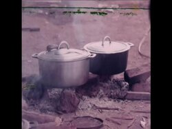 SYND 20 2 79 REFUGEES RETURNING TO PREY VENG ON FOOT DOWN HIGHWAY ONE Instructional Video