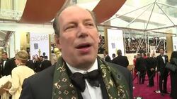 CLEAN : Oscars: interviews with Desplats Zimmer and Will I Am News Clip