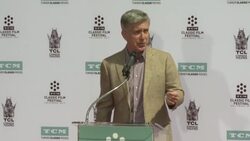 Tom Bergeron at 2017 TCM Classic Film Festival - Carl Reiner And Rob Reiner Hand And Footprint Ceremony Stock Footage