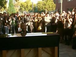 PERFORMANCE - John Legend at Crackle Launches "Playing It Forward" With Surprise Street Performance By John Legend, Sponsored By Fed Ex Stock Footage