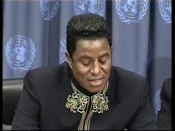 Jackson's brother flees press conference News Clip