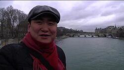 Romance in the air as Parisians and tourists celebrate Valentine's day News Clip