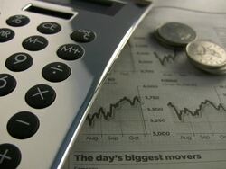 financial calculations Stock Footage