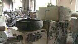 VOICED : Bombas alcanzan hospital en Donetsk News Clip