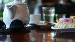 plan cake in cafe Stock Footage