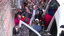 VOICED : Luis Suarez salio del hospital News Clip