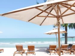 HD Umbrella beach Stock Footage