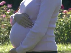Pregnant woman clap her belly Stock Footage