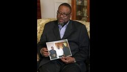Anthony Scott, a brother of Walter Scott, who was shot to death by a North Charleston, South Carolina police officers, says his brother was the "nucleus" of his family. (April 8) News Clip