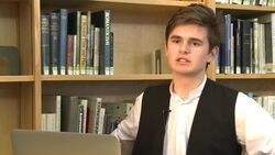 Two 17-year-old Eton school boys in Britain are taking social media to the slopes in the form of a free phone app which allows users to record their times and compete with friends. (Feb. 24) News Clip