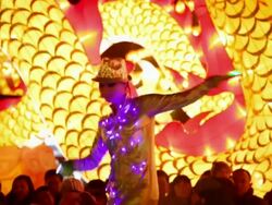 MS ZO People dancing at city wall new year lantern festival / xi'an, shaanxi, china Stock Footage
