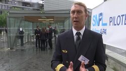 Travel chaos as Air France pilots strike Instructional Video