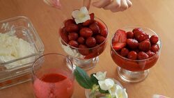 cooking curd dessert with strawberries Stock Footage