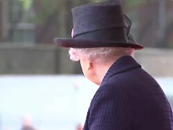 Duke & Duchess Of Cambridge Join The Queen In Welcoming The President of Singapore News Clip