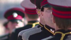 VOICED : 89Ã‚Âº aniversario de la reina de Inglaterra News Clip