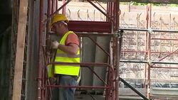 CLEAN : Italy metro excavations reveal ancient roman barracks News Clip