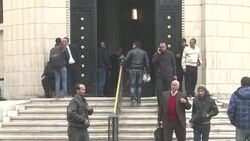 CLEAN : Egypt court overturns Mubarak 3 year jail term for graft News Clip