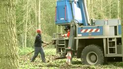 CLEAN : Tens of thousands of French households wit News Clip