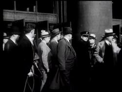 Chicago - Insull returns to US. News Clip