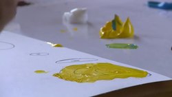 Refugee children learn about art in recently launched project News Clip