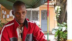 CLEAN : Journalist allegedly hit by presidential guard speaks out News Clip