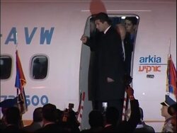 Olmert's arrival, photo-op with Mubarak ahead of Mideast peace discussions News Clip