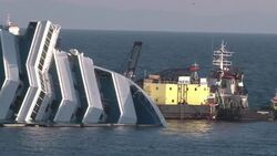 CLEAN: Concordia: the pumping of oil begins in the wreckage News Clip