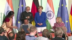 CLEAN : Europe must step up as diplomatic player: Merkel (2) News Clip