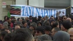Raw: Rome Taxi Drivers Protest Uber Instructional Video