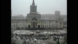 Russia - 2 bombs in Volgograd / At least 14 dead and scores injured by female suicide bomber at railway station /trolleybus explosion which left at least 14 dead Instructional Video
